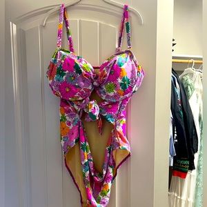 Swimsuits for all size 24 NEVER WORN!